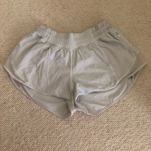 White Hotty Hot Lululemon Shorts 2.5’’